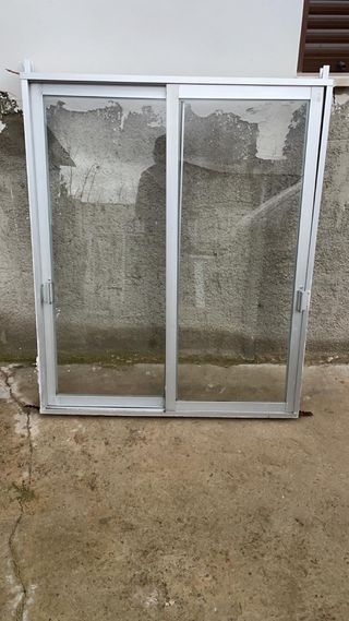 2 Ventanas correderas de  aluminio