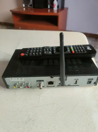 Receptor Satélite IRIS 9700 02 HD