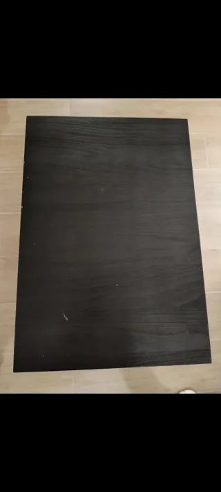 Mueble de madera con cajones