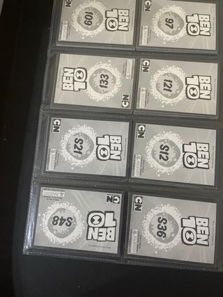 Album Ben 10 + set figurine completo