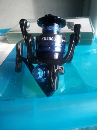 Carrete de pesca KU4000