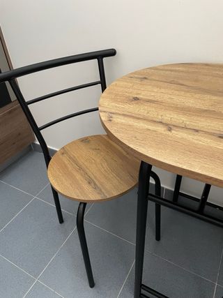 Mesa y 2 Sillas cocina