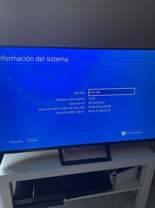 Consola PS4 Negra con Mando y Cables