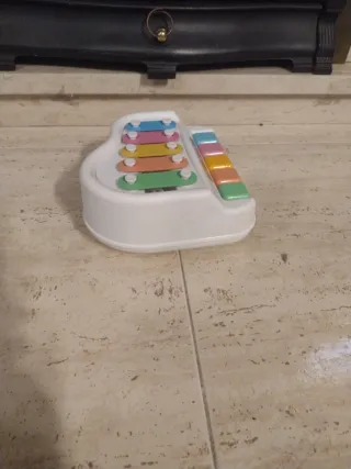 Piano de juguete musical infantil