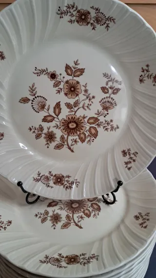 Platos llanos Irabia porcelana