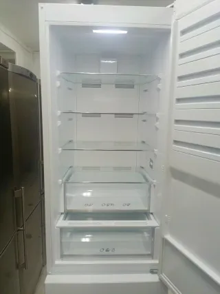 NEVERA COMBI MARCA AEG CON GARNTIA  TRANSPORTE