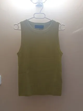 TOP PUNTO ZARA NUEVO