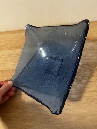 Centrotavola in vetro blu