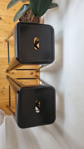 Taburetes (2) altos acero | Bar stools (2)