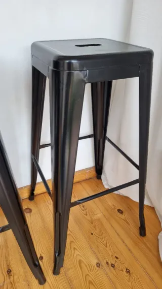 Taburetes (2) altos acero | Bar stools (2)