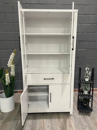 Vitrina Blanca de Madera y puertas de cristal