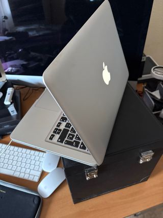 MacBook Pro Apple Plata