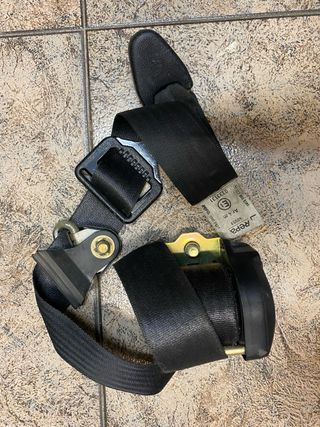 Cinturones Delanteros Mercedes W123