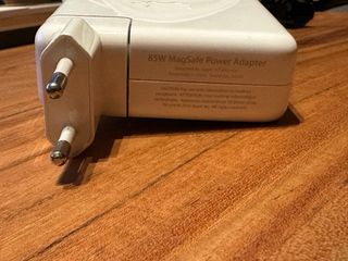 Cargador Apple MagSafe 85W Original