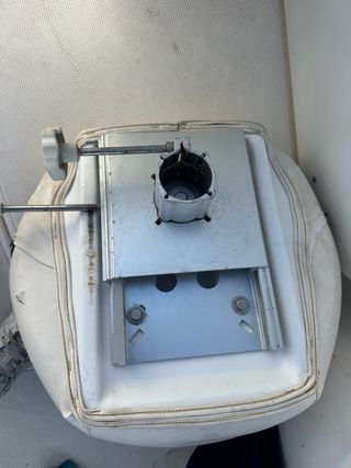 Asientos de barco con pedestal