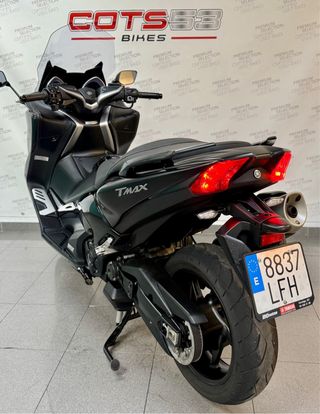 Yamaha T-MAX 2020