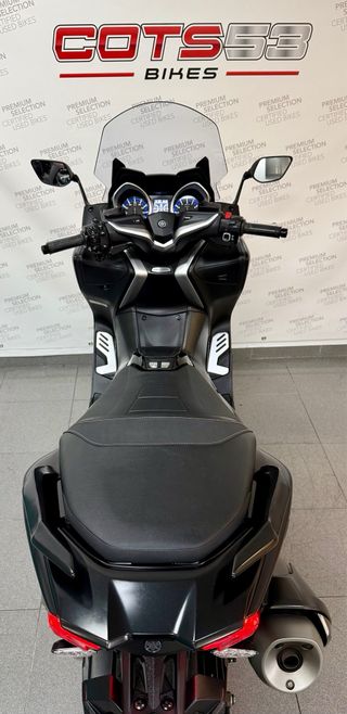 Yamaha T-MAX 2020