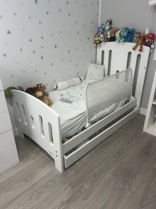 Cómoda y cuna Trama blancas