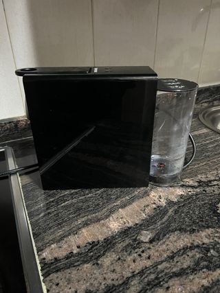 Cafetera Nespresso Essenza Krups Averiada