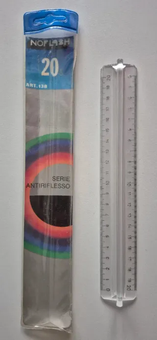 Righello Noflash 20 cm trasparente
