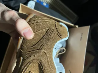 New Balance 530 x Miu Miu Marrones