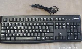 Teclado Logitech con cable