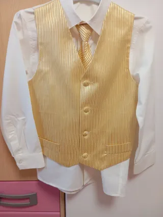 Traje comunión niño blanco roto talla 7.