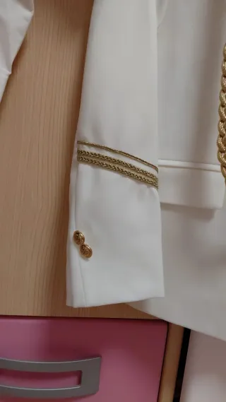 Traje comunión niño blanco roto talla 7.