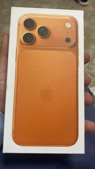 iPhone 17 Pro Max Naranja