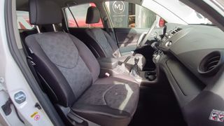 Toyota Rav4 2.2 D-4D Active 4x2