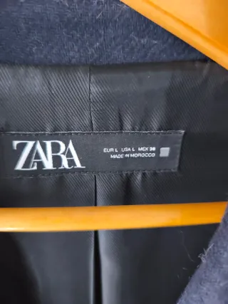 Abrigo azul marino Zara