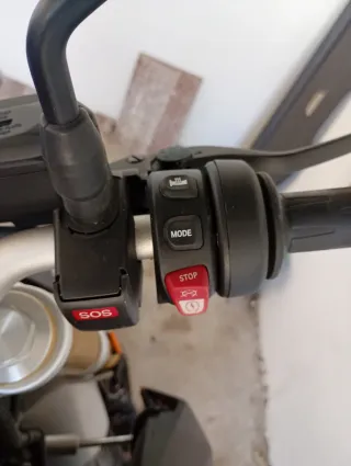 BMW F900R 2020 solo está semana 6300 algo negociab