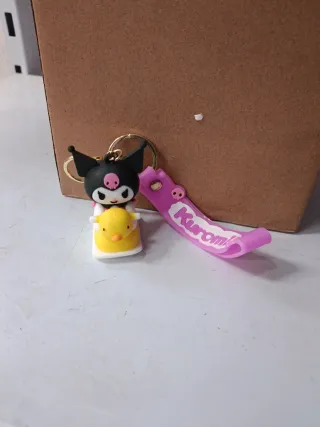 Llavero Kuromi con patito