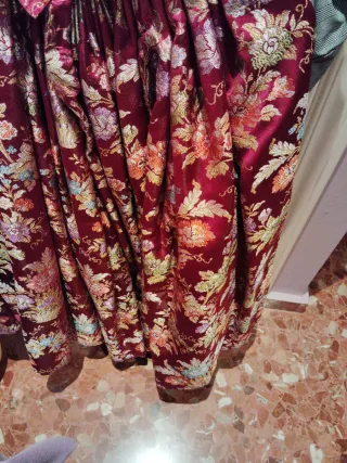 Traje de Fallera Infantil le faltan las manteletas