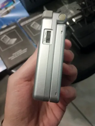 Nintendo Game Boy Advance SP con scatola