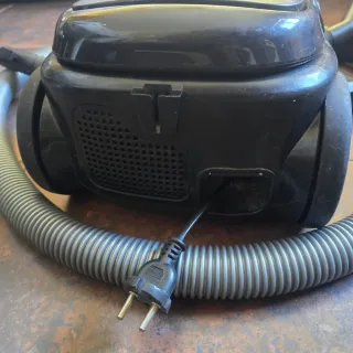 Aspiradora Rowenta Compacteo Ergo Cyclonic