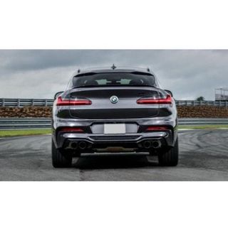 Difusor trasero con salidas de escape look M Perfo