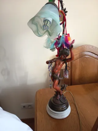 Lámpara de mesa decorativa