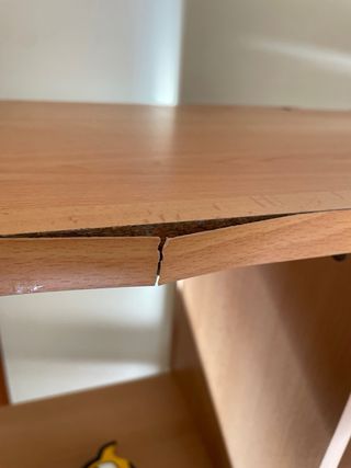 Estantería de madera