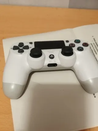 Mando PS4 Blanco Nuevo