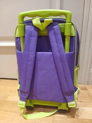 Mochila infantil con carro incorporado