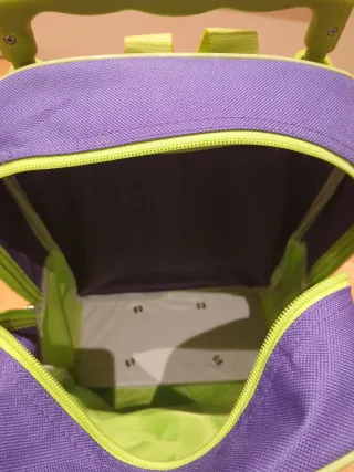 Mochila infantil con carro incorporado
