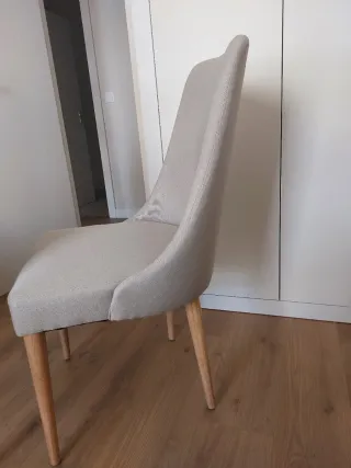 4 Sillas Comedor Kenay beige sin usar