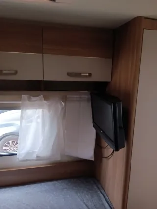 Caravana Bürstner Premio 460