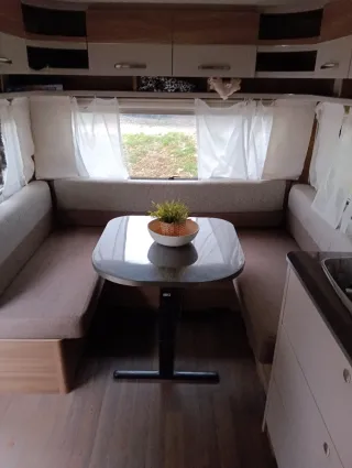 Caravana Bürstner Premio 460