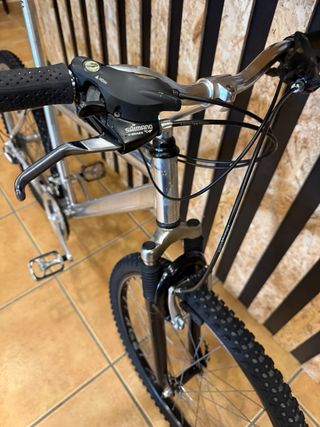 Bicicleta MTB 26 Aluminio