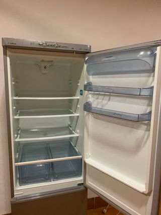 Frigorífico acero inoxidable
