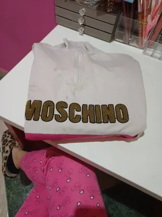 Sudadera Moschino Blanca y Rosa