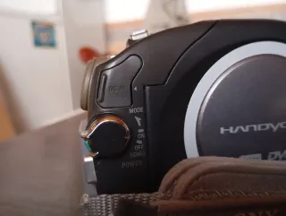 Videocámara Sony Handycam DVD 20x Zoom