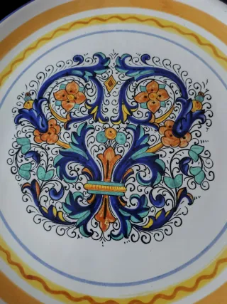 Piatto Deruta decorato a mano